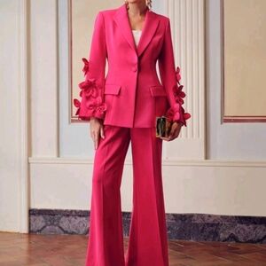 SOLID PEAK COLLAR STEREO FLOWER FLAP DETAIL BLAZER